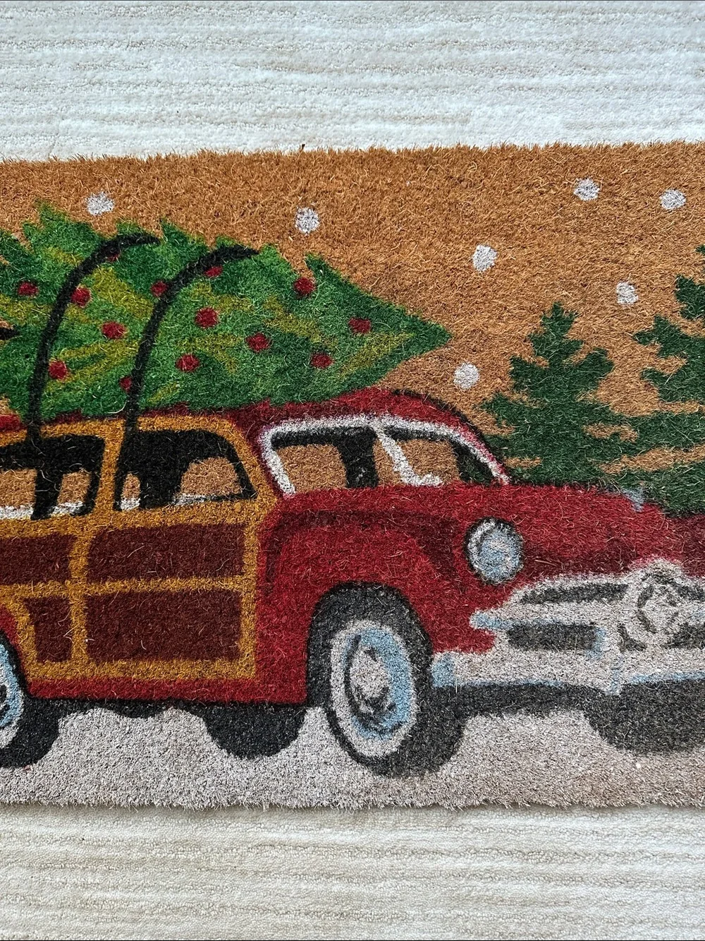 Wondershop Holiday Red Vintage Wagon Doormat with Evergreen Tree